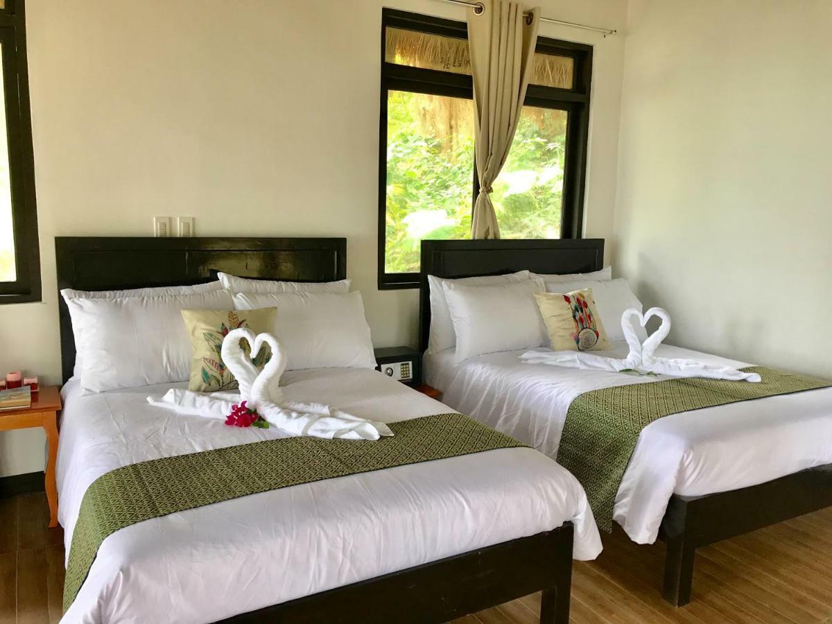Moon Beach Villas El Nido Exterior photo
